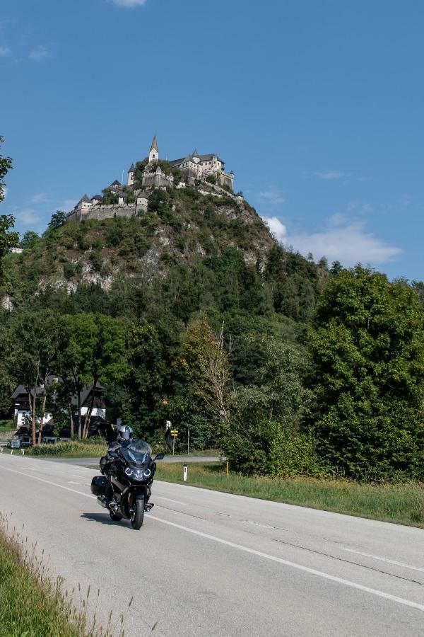 Ferienwohnungen Panorama Harrys Bike Tours フィラハ エクステリア 写真